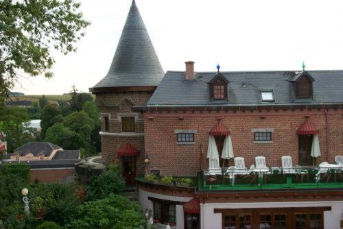 Chateau La Tour Du Roy Vervins Exterior foto